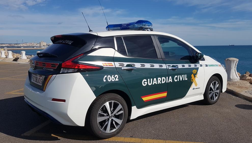  20210202130005 guardia civil vehiculo